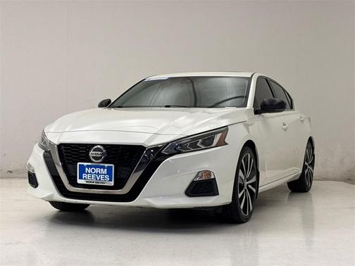 2020 Nissan Altima 2.5 SR