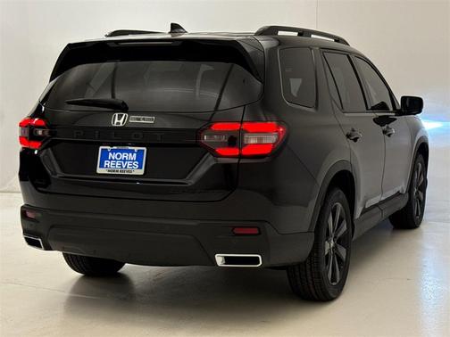 2025 Honda Pilot Black Edition