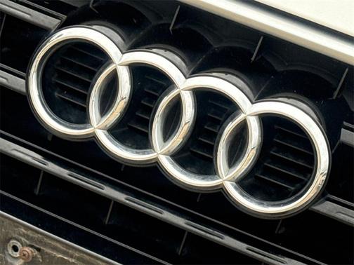 2018 Audi Q3 2.0T Sport Premium