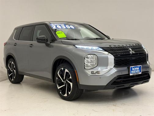 2023 Mitsubishi Outlander SE Black Edition