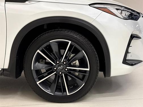 2025 INFINITI QX55 ESSENTIAL