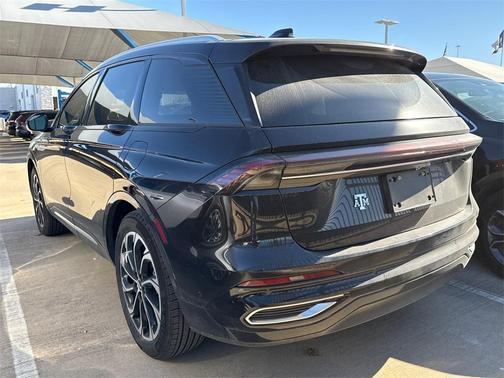 2024 Lincoln Nautilus Reserve