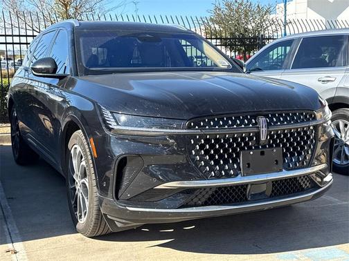 2024 Lincoln Nautilus Reserve