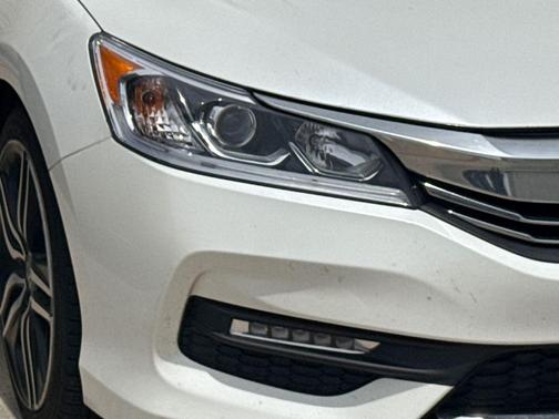 White Orchid Pearl 2017 Honda Accord Sport