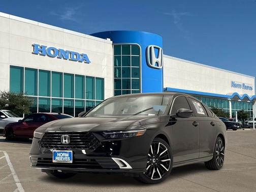 Crystal Black Pearl 2026 Honda Accord Hybrid Touring