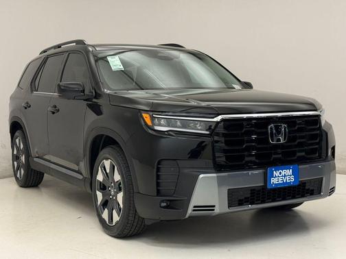 Crystal Black Pearl 2026 Honda Pilot Elite