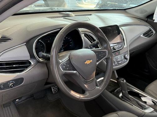 2017 Chevrolet Malibu 1LT