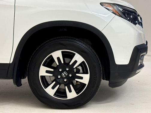 Platinum White Pearl 2020 Honda Ridgeline RTL-E