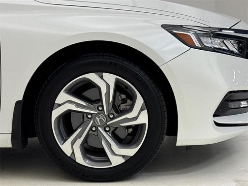 2020 Honda Accord EX-L 2.0T