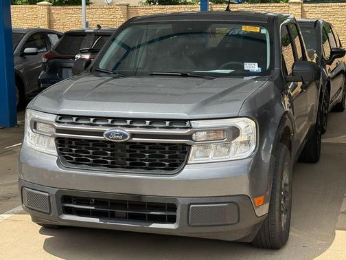 Gray Metallic 2024 Ford Maverick XLT