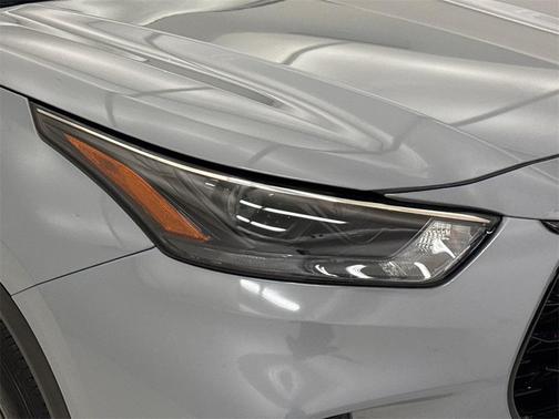2024 Toyota Highlander Hybrid XLE