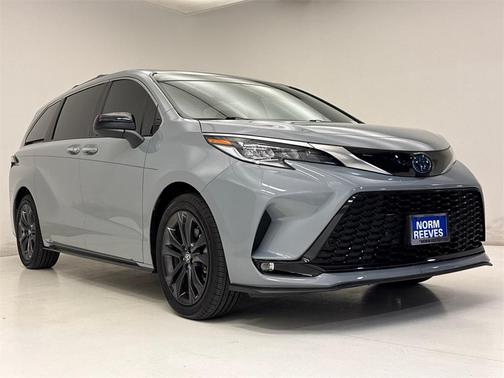 2023 Toyota Sienna XSE