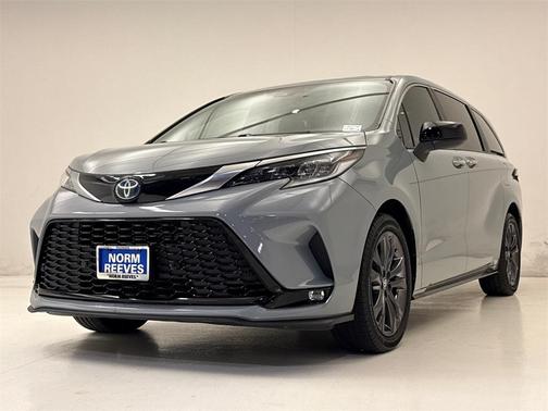 2023 Toyota Sienna XSE