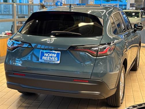2025 Honda HR-V LX