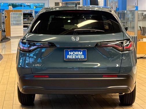 2025 Honda HR-V LX