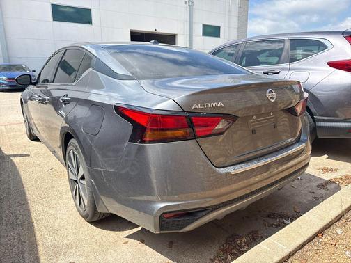 Gun Metallic 2022 Nissan Altima 2.5 SV