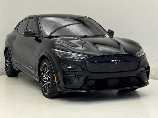 2022 Ford Mustang Mach-E GT