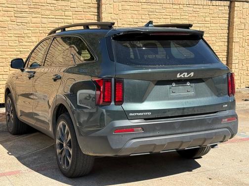2023 Kia Sorento X-Line EX