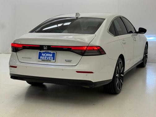 2025 Honda Accord Hybrid Touring