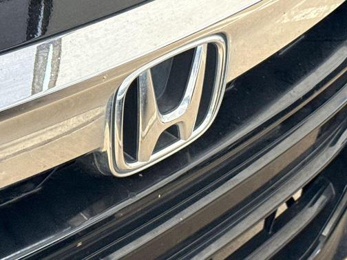 Black 2018 Honda Accord EX-L