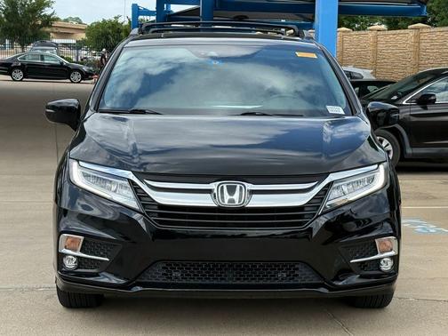 Crystal Black Pearl 2019 Honda Odyssey Elite