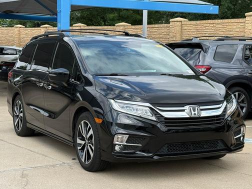 Crystal Black Pearl 2019 Honda Odyssey Elite