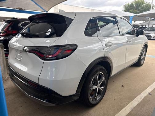 Platinum White Pearl 2025 Honda HR-V EX-L