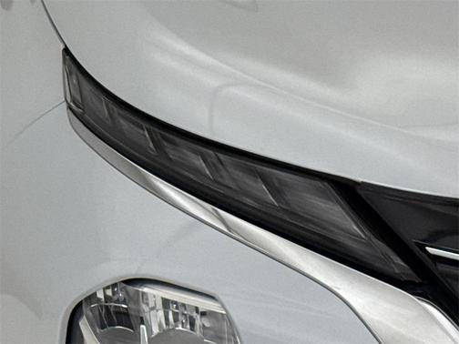 2023 Mitsubishi Outlander PHEV 40th Anniversary