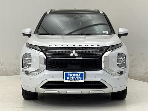 2023 Mitsubishi Outlander PHEV 40th Anniversary