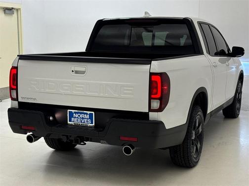 2025 Honda Ridgeline Black Edition