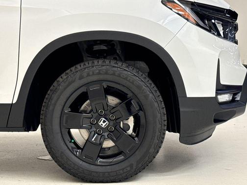Platinum White Pearl 2026 Honda Ridgeline Black Edition
