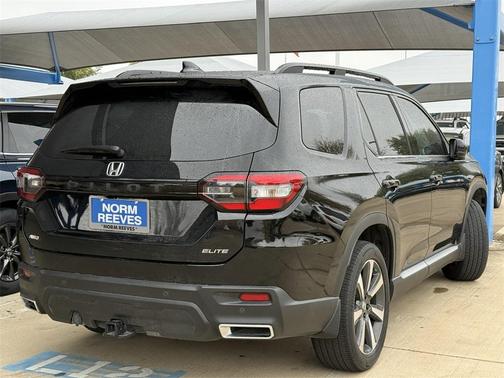 2023 Honda Pilot Elite