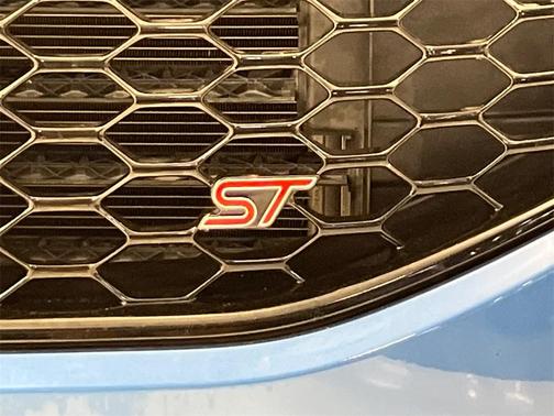 2020 Ford Edge ST