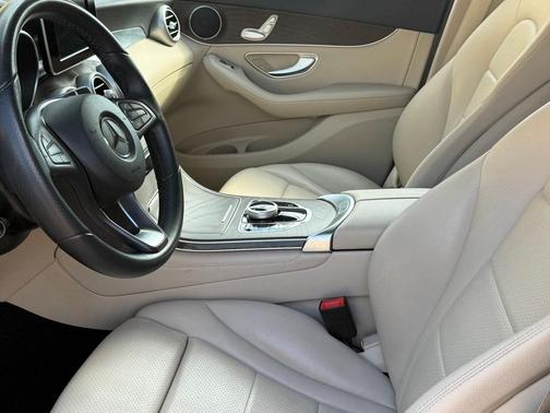 2018 Mercedes-Benz GLC 300 Base