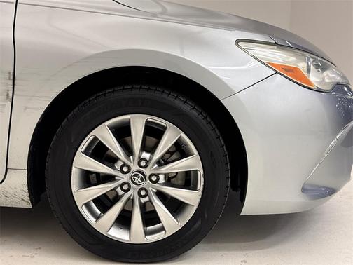 2016 Toyota Camry XLE