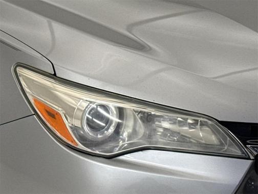 2016 Toyota Camry XLE