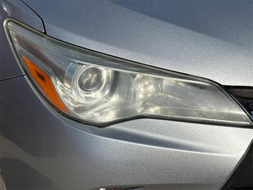 2016 Toyota Camry XLE