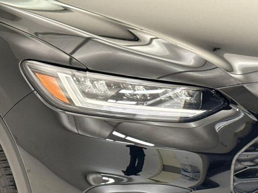 Crystal Black Pearl 2026 Honda HR-V LX