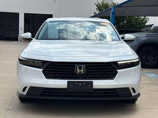 Platinum White Pearl 2024 Honda Accord EX