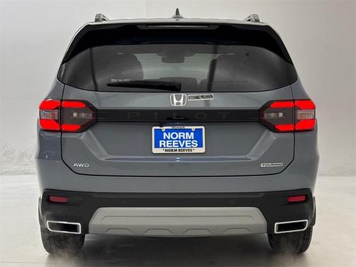 2025 Honda Pilot Touring