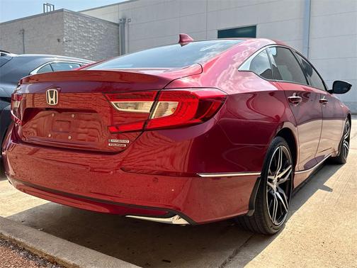 2022 Honda Accord Hybrid Touring