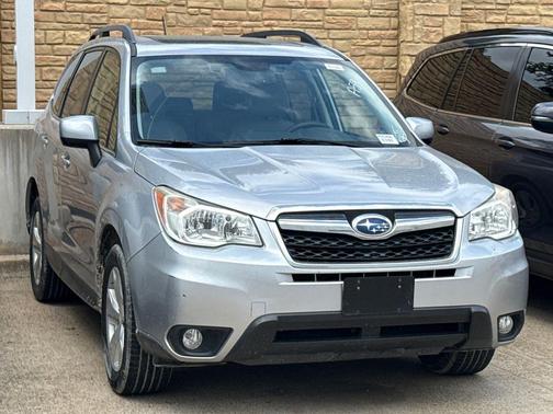 Ice Silver Metallic 2015 Subaru Forester 2.5i Limited