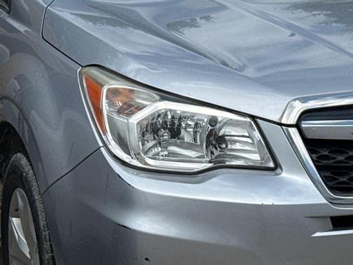 Ice Silver Metallic 2015 Subaru Forester 2.5i Limited