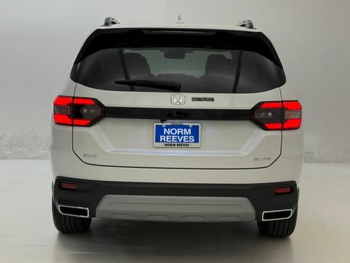 2025 Honda Pilot Elite