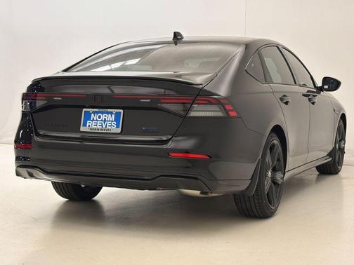 Crystal Black Pearl 2026 Honda Accord Hybrid Sport-L