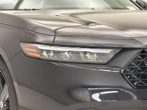 Crystal Black Pearl 2026 Honda Accord Hybrid Sport-L
