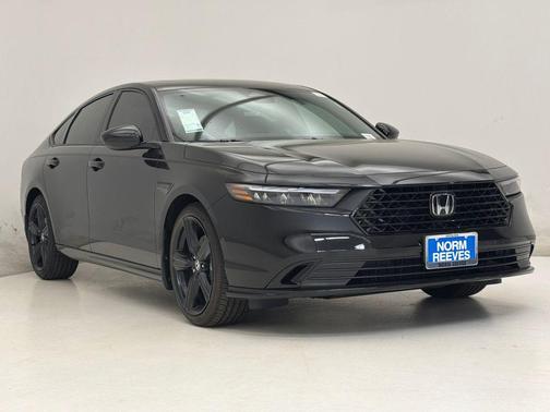 Crystal Black Pearl 2026 Honda Accord Hybrid Sport-L