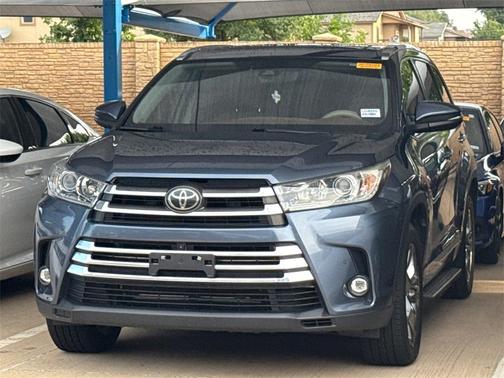 2019 Toyota Highlander Limited Platinum