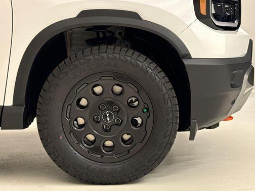 Platinum White Pearl 2026 Honda Passport TrailSport Elite Blackout
