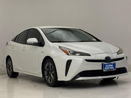 2019 Toyota Prius XLE